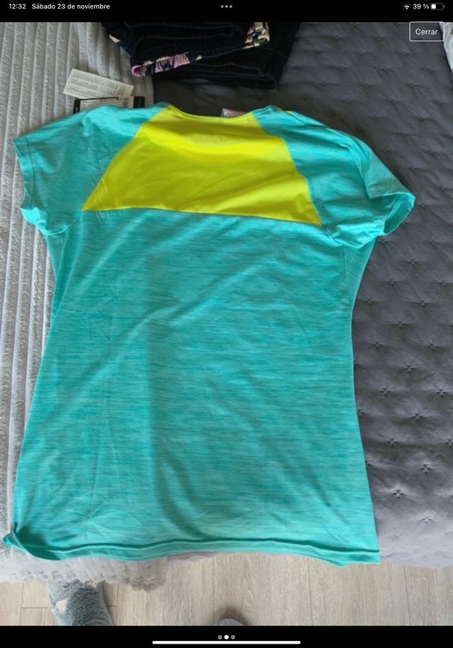 Camiseta Entallada Turquesa de Deporte Adidas