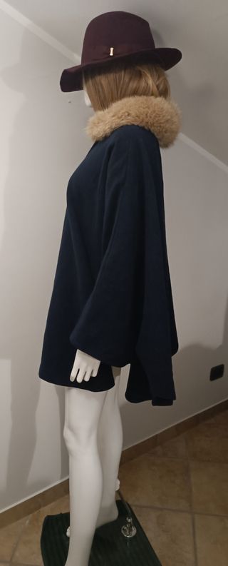 Mantella vintage con pellicciotto 