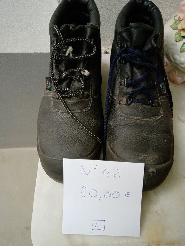 ZAPATOS  PARA  EL  TRABAJO