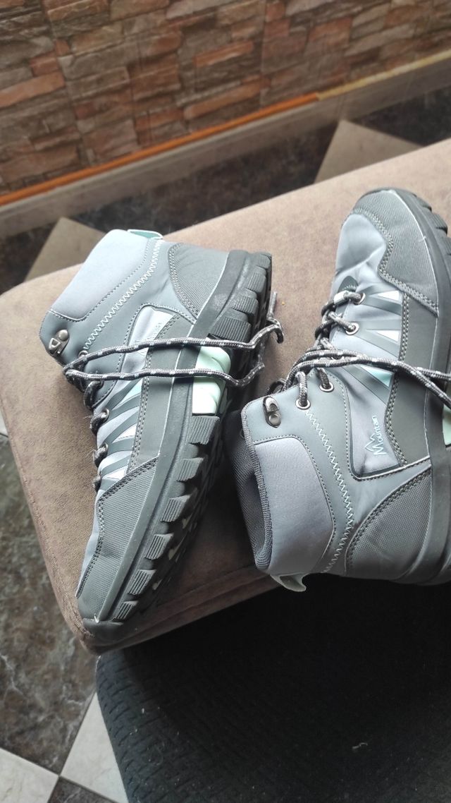 Botas unisex montaña 39