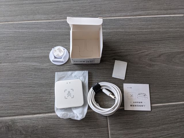 Sensor presencia Tuya ZG-205Z