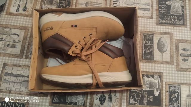 Calzado senda talla 40