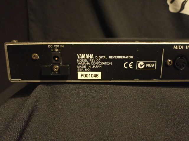 Reverb Multiefectos Yamaha Rev100