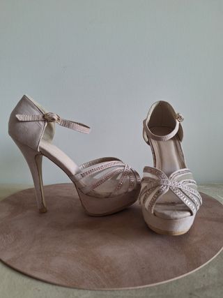 Zapatos fiesta mujer. Talla 36