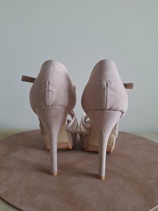 Zapatos fiesta mujer. Talla 36