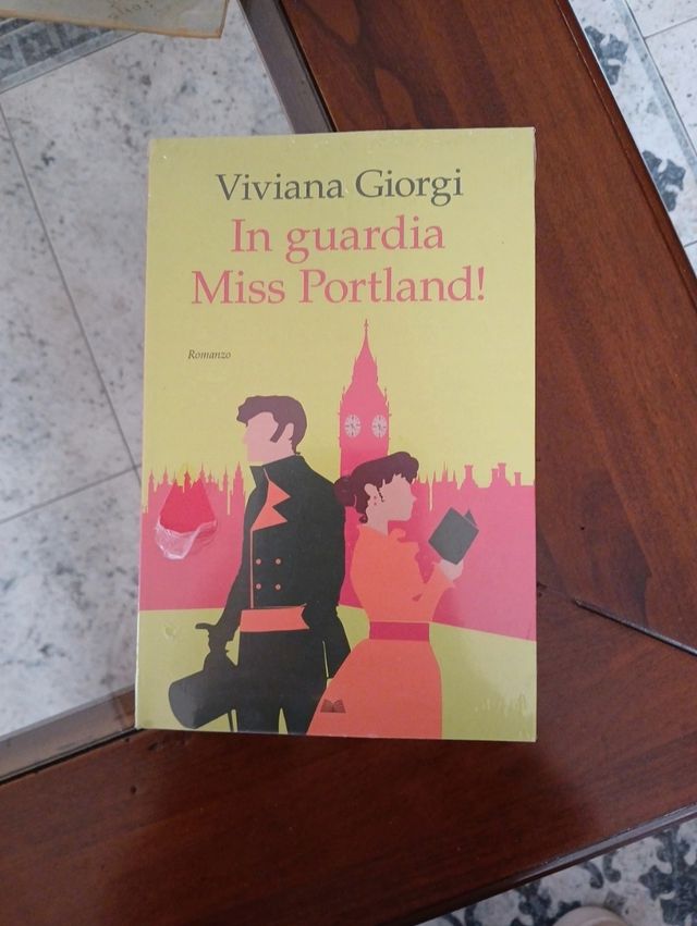 Libro In guardia Miss Portland!