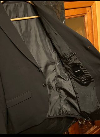 Traje negro chico y camisa blanca ( 1 solo uso)