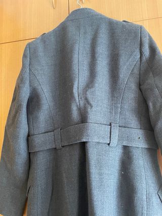 Abrigo gris zara talla L