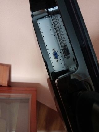 Monitor Lg + altavoces 