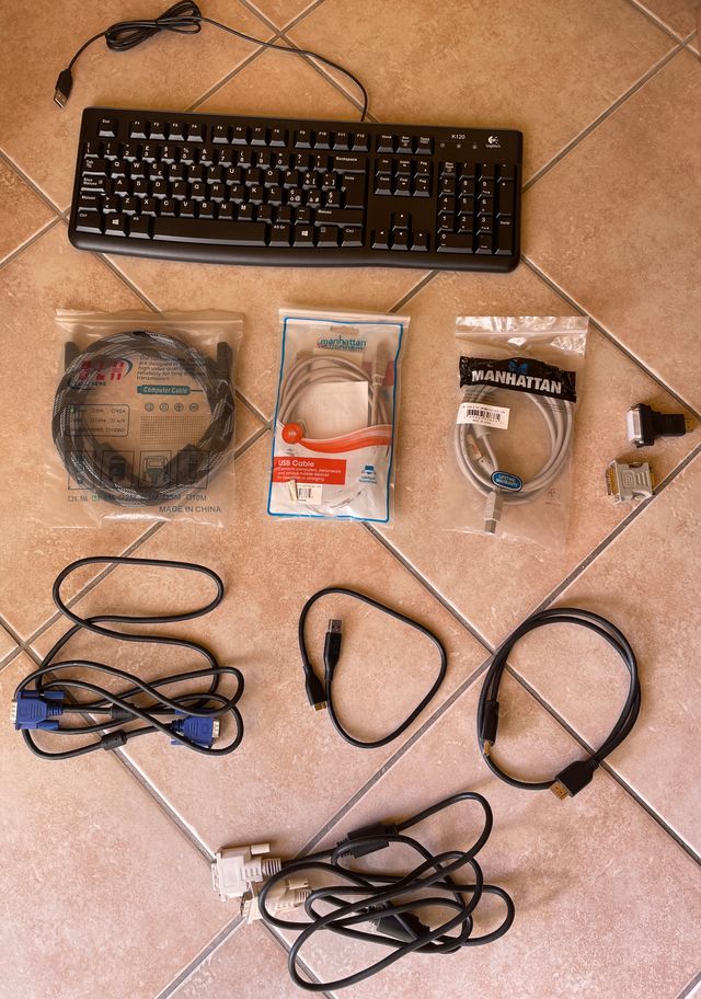 Cavo Video DVI VGA USB A B HDMI Tastiera Logitech