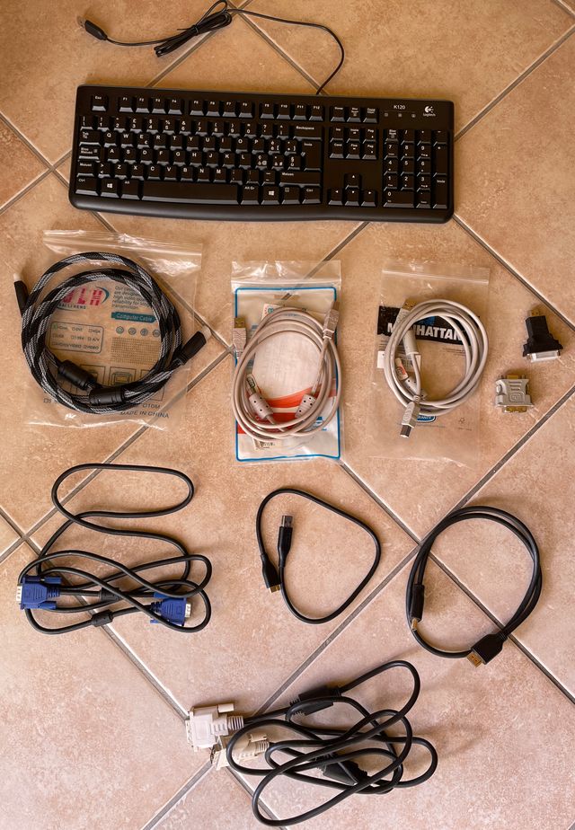 Cavo Video DVI VGA USB A B HDMI Tastiera Logitech