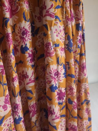Kimono color mostaza. 