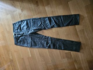 Pantalón cuero mujer 