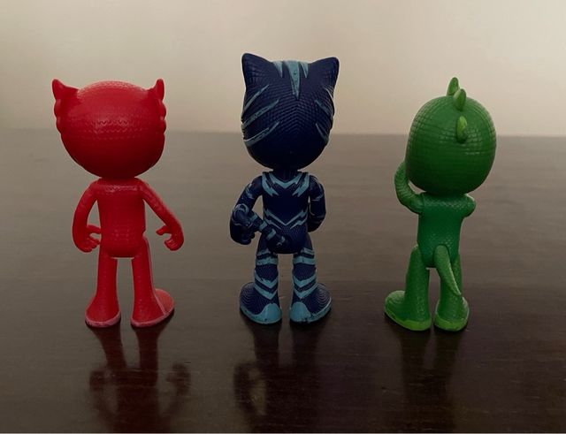 Vehiculos PJ Masks con muñecos originales