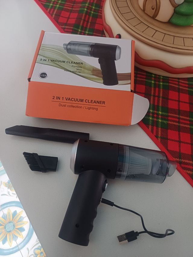 Set 2 pezzi mini aspirapolveri per auto