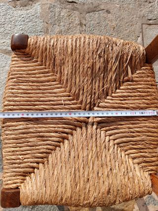 Coppia di sedie in legno