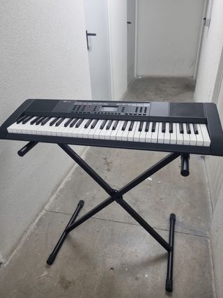 Teclado MKT350 musica