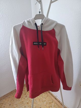 Sudadera con capucha roja y blanca Hollister