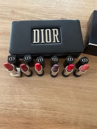 Neceser Dior. Barra de labios con 5 cargadores