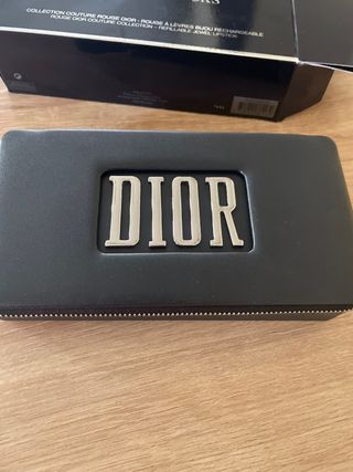 Neceser Dior. Barra de labios con 5 cargadores