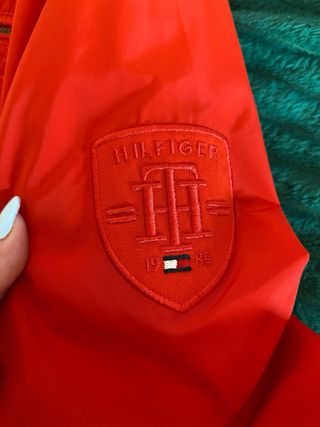 Chaqueta Tommy Hilfiger roja
