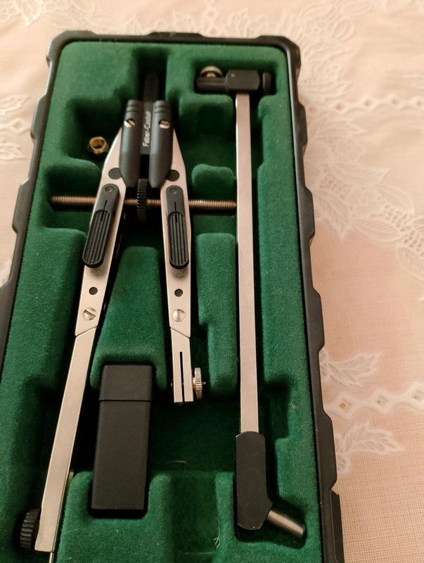 Compasso Faber -Castelli