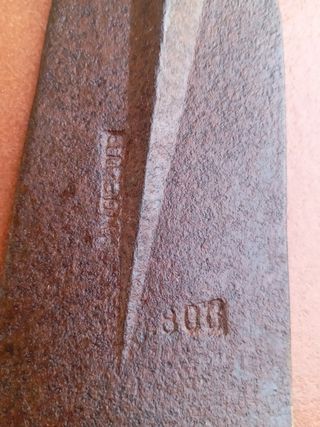 Azada ó azadón antiguo restaurado