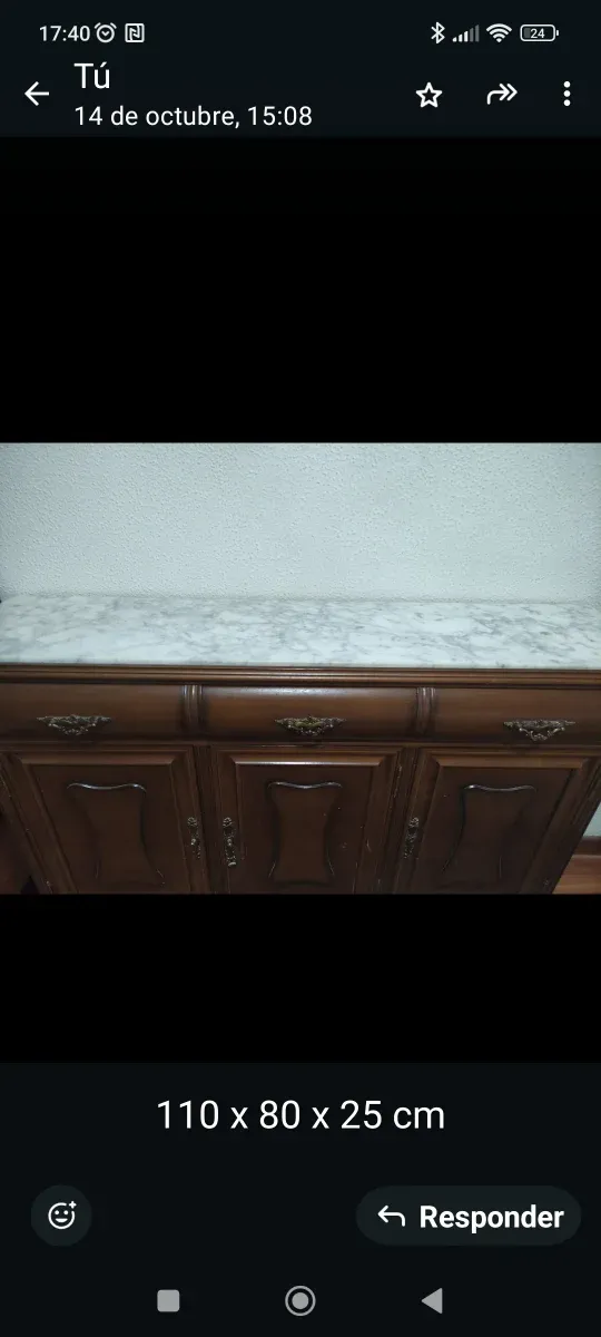 Taquillón de madera grande