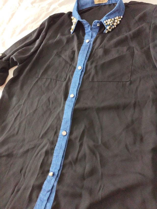 Blusa negra gasa y perlas t/XL