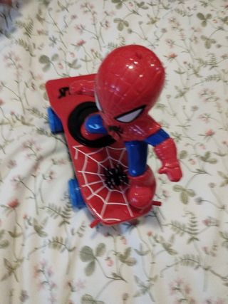 Juguete Spiderman pequeño