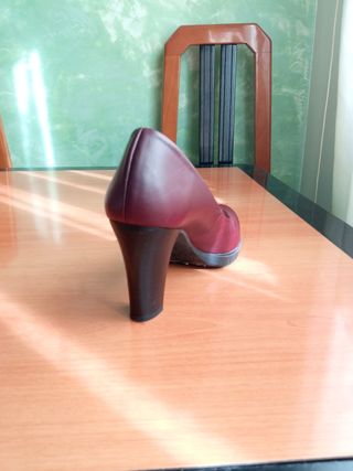 Tacones Granates Wonders Talla 37