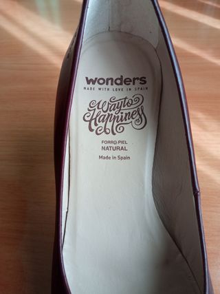 Tacones Granates Wonders Talla 37