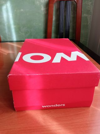 Tacones Granates Wonders Talla 37