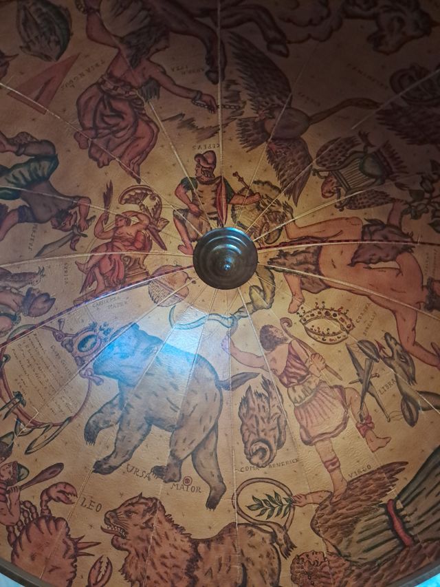 Mappamondo bar porta liquori