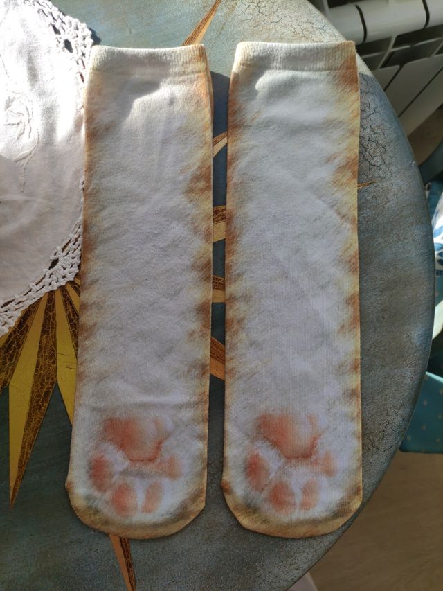 Calcetines con dibujo de pata de gato 🐱