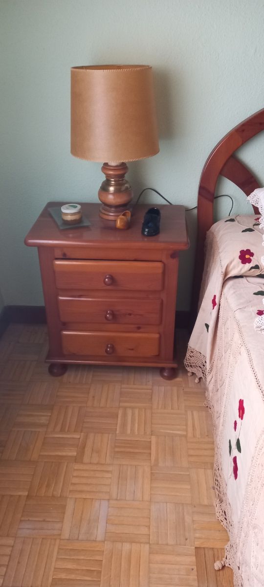 Camera doppia in pino massiccio