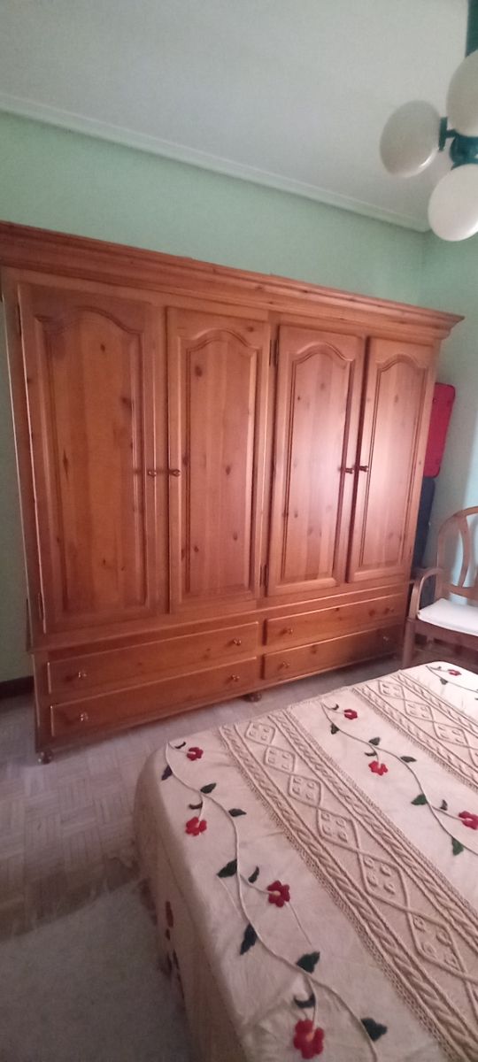 Camera doppia in pino massiccio