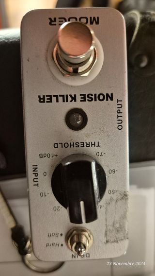 Pedalino chitarra noise