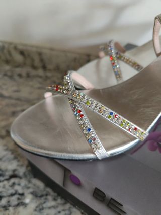 Sandalias plateadas 40