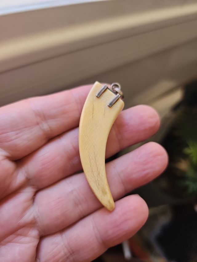 Hermoso colgante vintage marfil y plata 