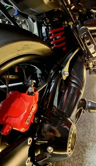 BMW R NineT