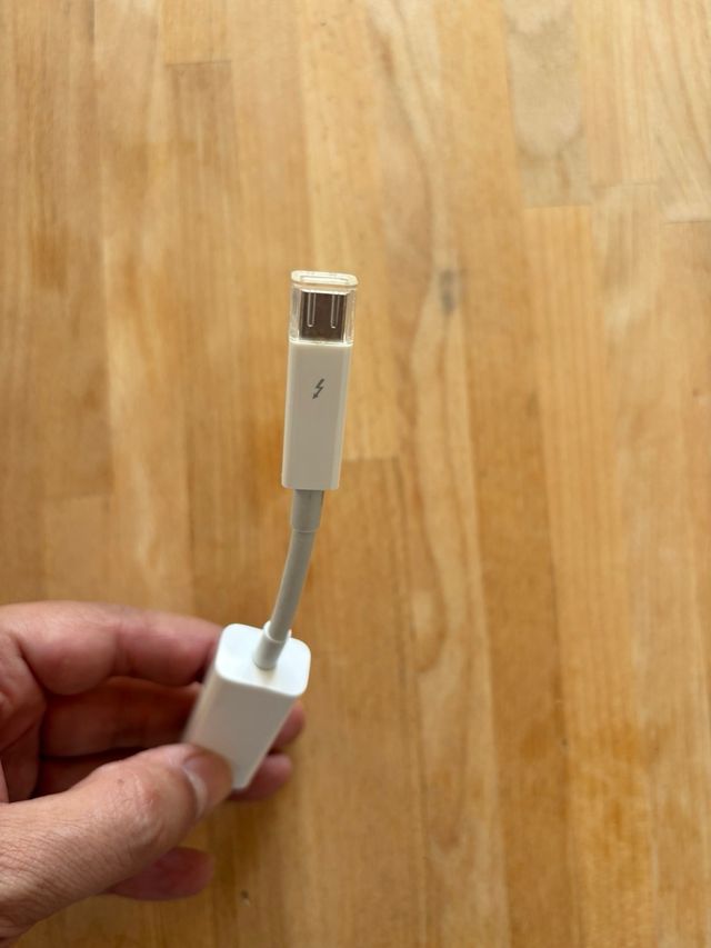 Adaptador thunderbolt gigqbit ethernet Apple