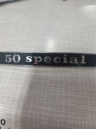 Targa vespa 50 special in metallo 