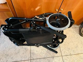 Silla de ruedas plegable