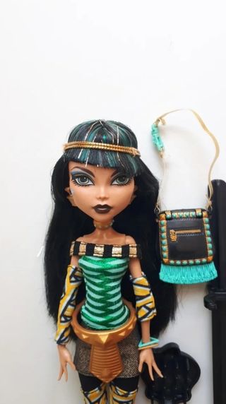 Muñeca Monster high Cleo school out 