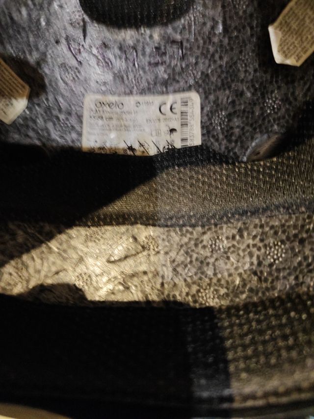 Patines 36-38 y casco 55-58