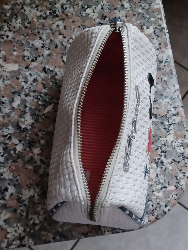 Poquette hello Spank