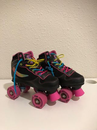 Patines de cuatro ruedas marca Fila