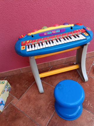 Pianola per bambini vintage