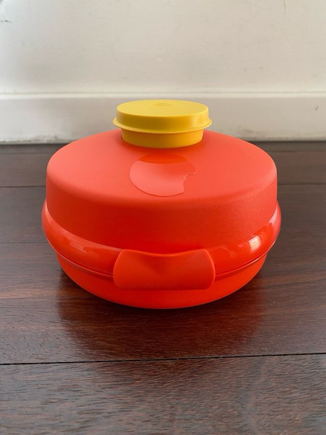 Caixa para hamburguer Tupperware